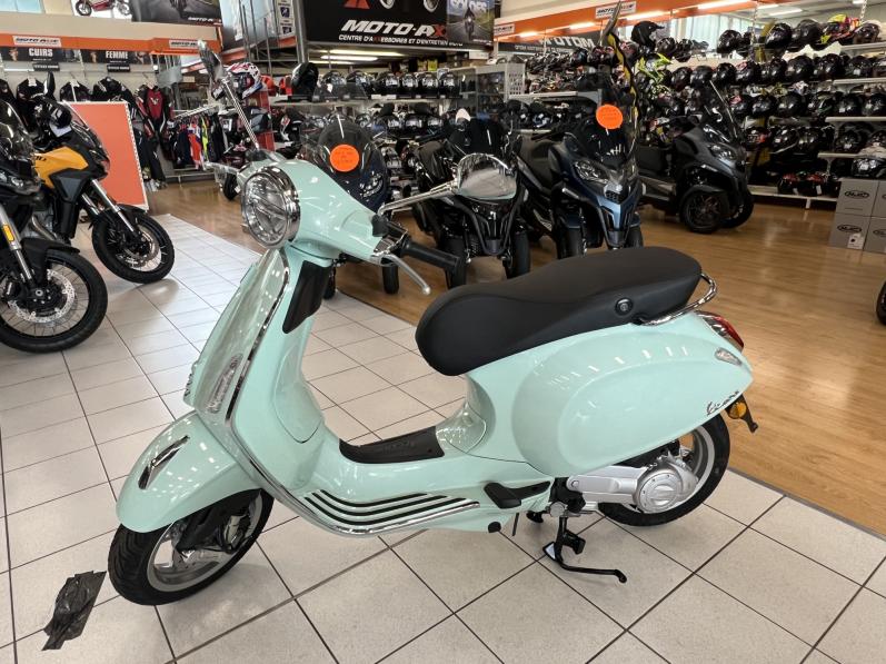 VESPA PRIMAVERA 50